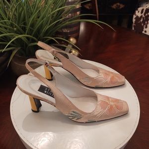 Stuart Weitzman Ladies Shoes 7.5 AA